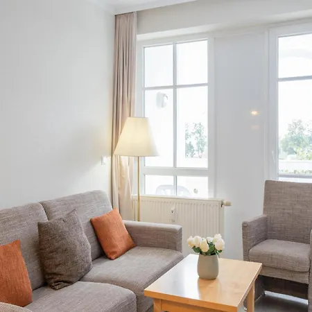 Moderne Helle Mit Balkon In Lejlighed Sellin (Rugen)