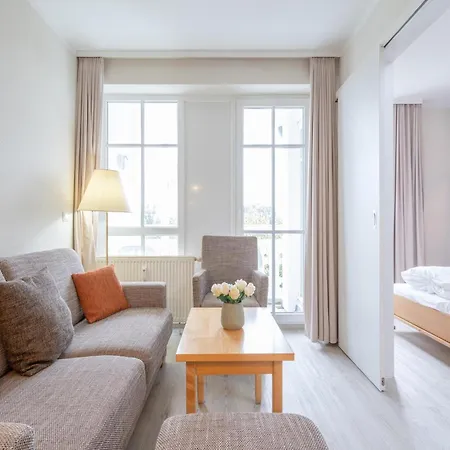 Lejlighed Moderne Helle Mit Balkon In *