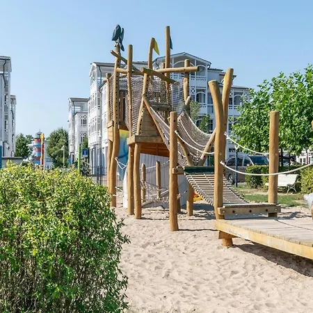 Moderne Helle Mit Balkon In Lejlighed *