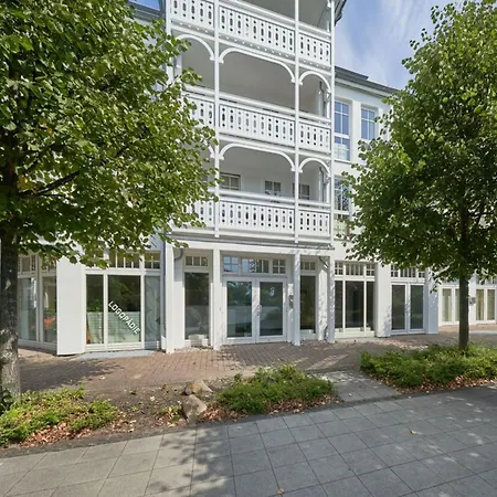 Lejlighed Moderne Helle Mit Balkon In *